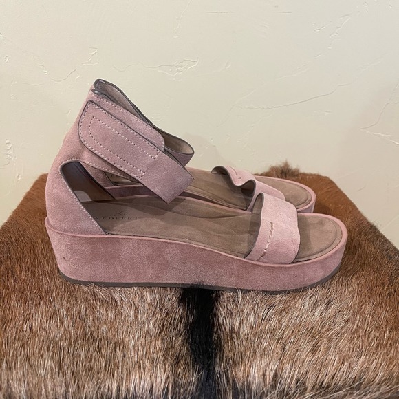 Naked Feet $128 NWOT Renzi Platform Sandal - Women's Size 9.5M Blush - Picture 3 of 7